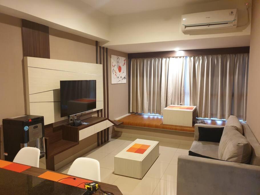 Cozy Room In Orange County Suite-Apartment In Lippo-Cikarang Cbd Exterior foto